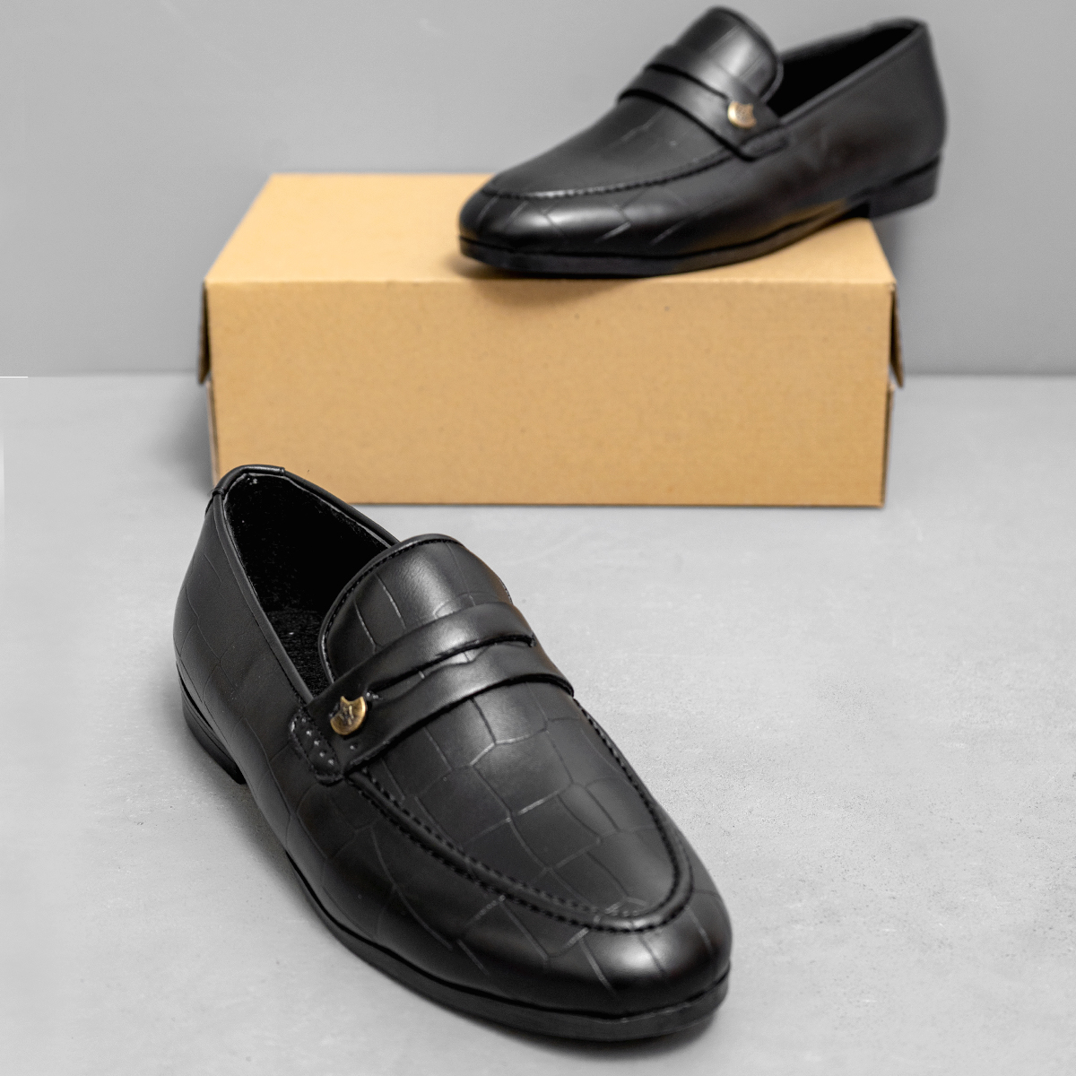 کالج مردانه مدل liam رنگ مشکی