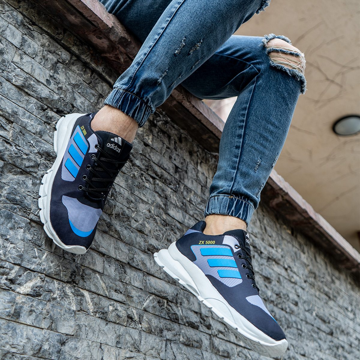 کفش ورزشی adidas مشکی مردانه مدل Kerin