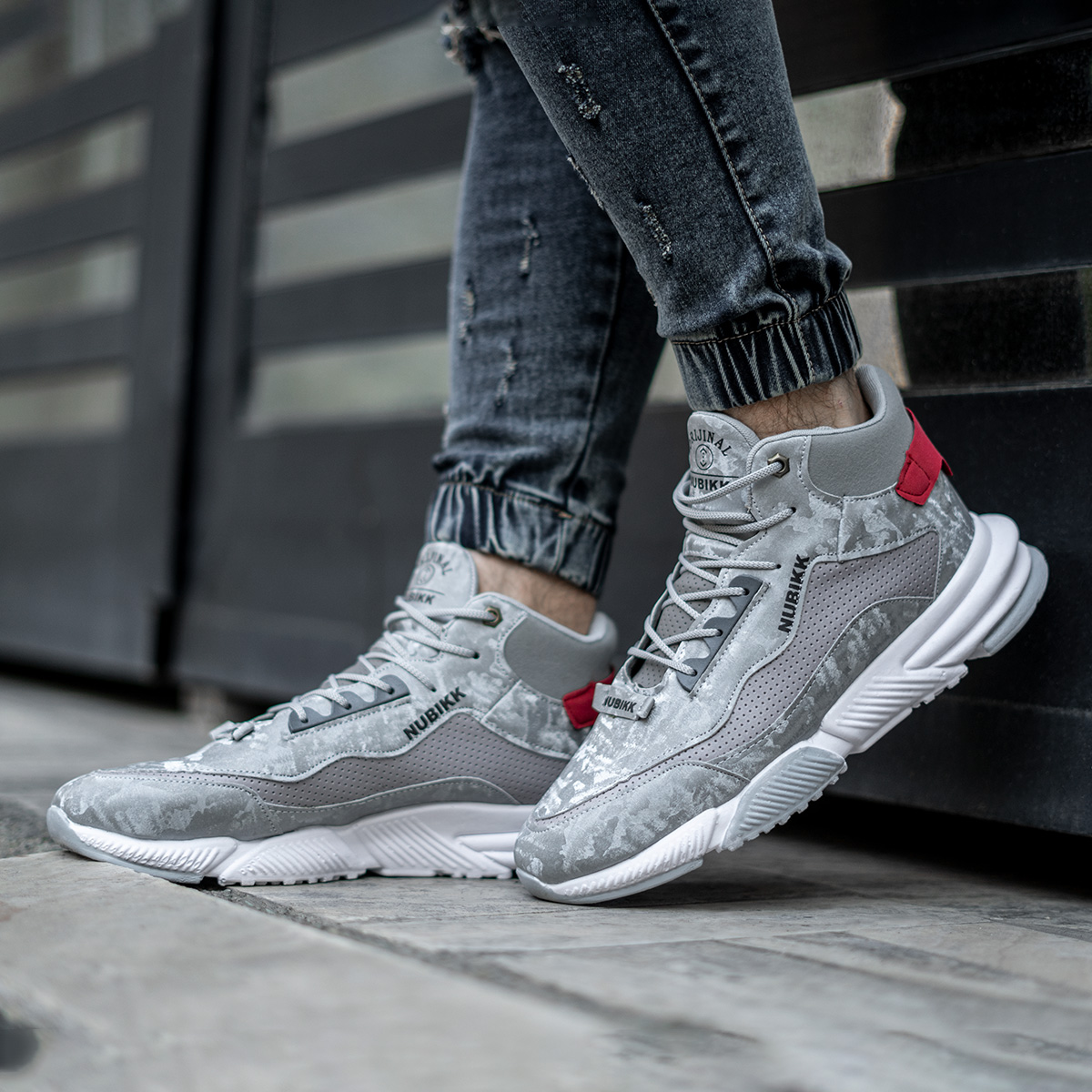 کفش ورزشی مردانه نوبیک طوسی مدل Horam