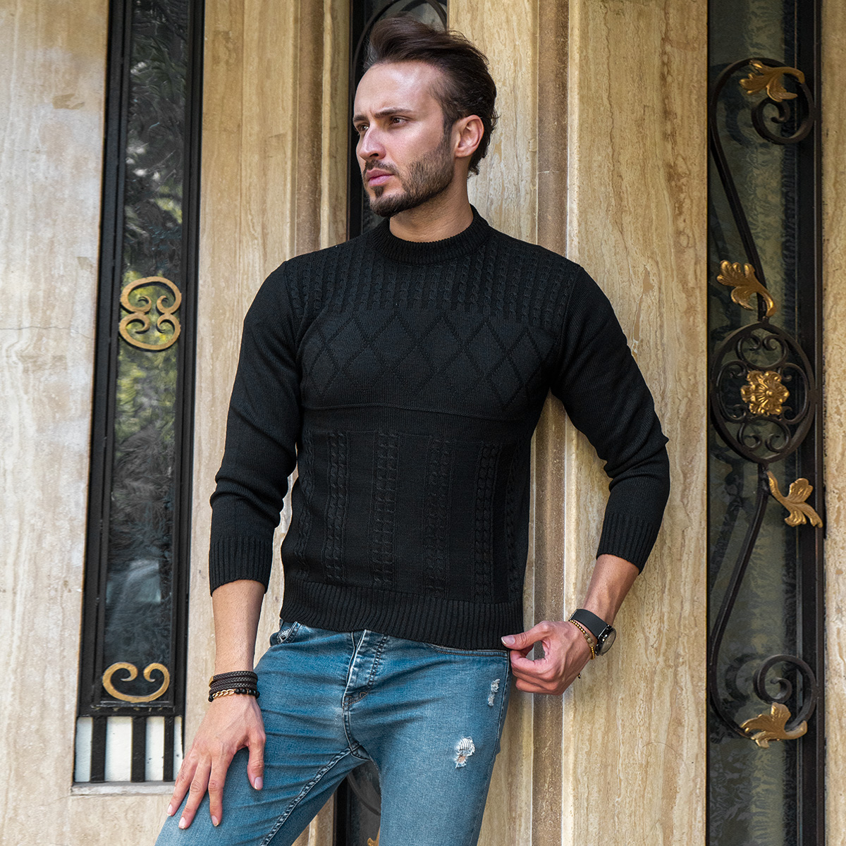 پلیور بافت یقه گردمردانه مشکی مدل Yoram