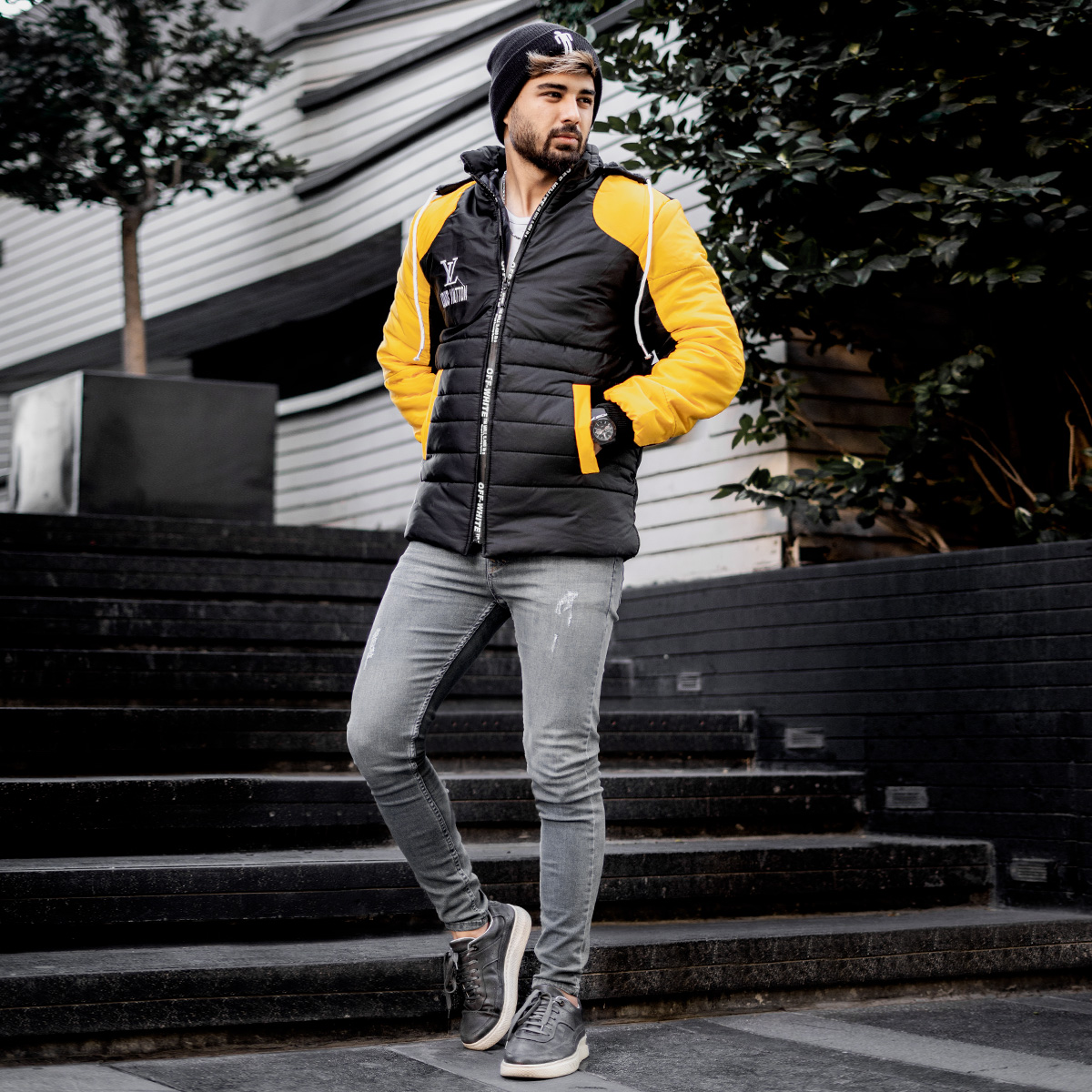 کاپشن مردانه مشکی زردمدل LV