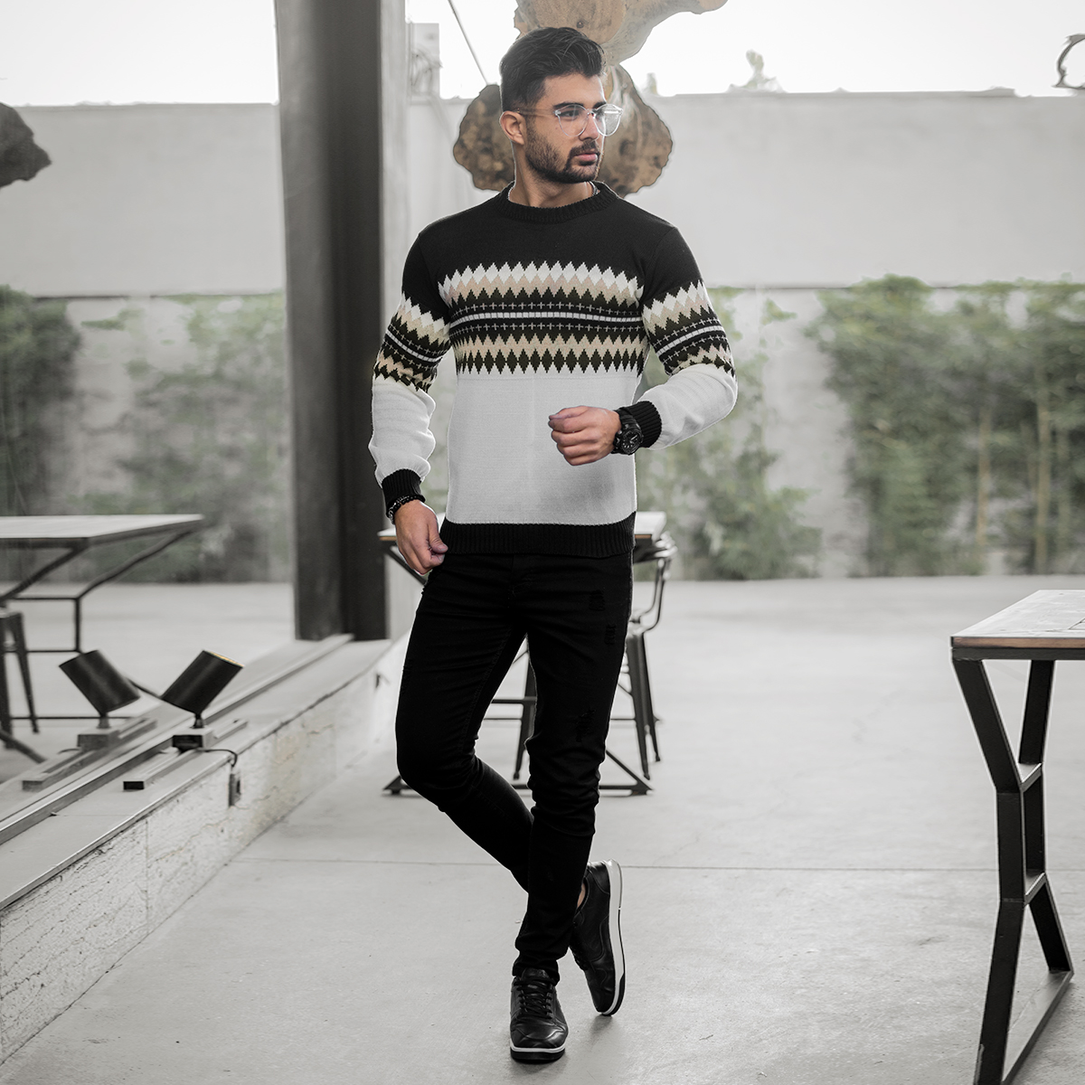 پلیور ژاکارد سفید مشکی مردانه مدلSami