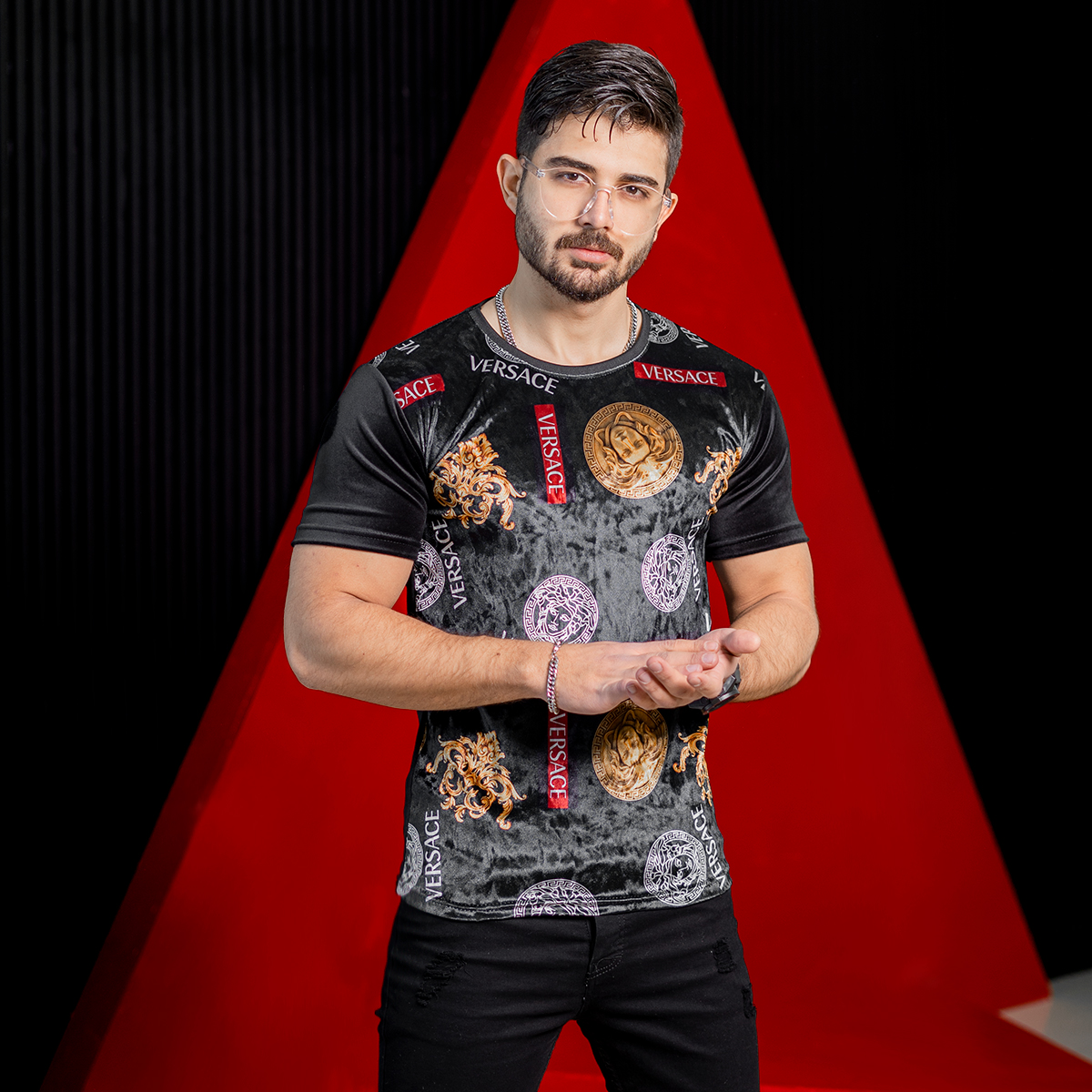 تیشرت مخملی Versaceمردانه مدلKami