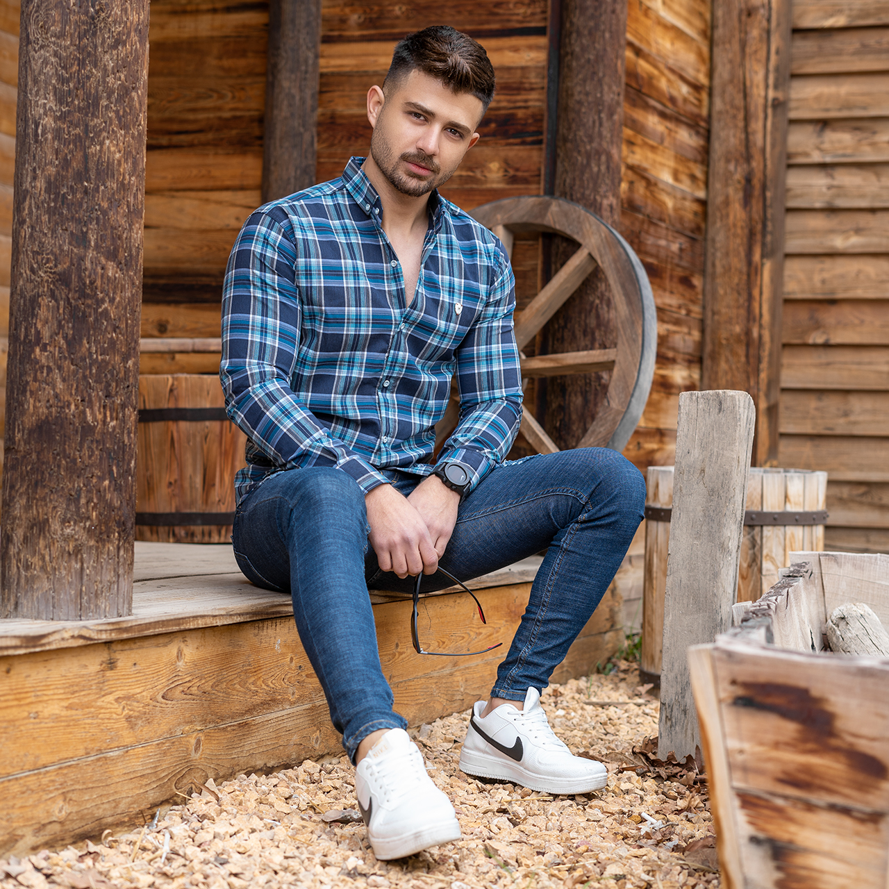 پیراهن چهارخونه سرمه ای آبی مردانه مدل katin