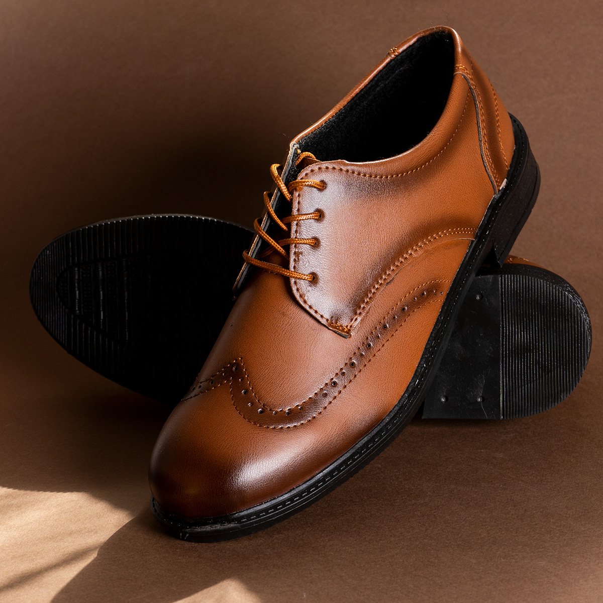 کفش رسمی مردانه عسلی مدل Aroma