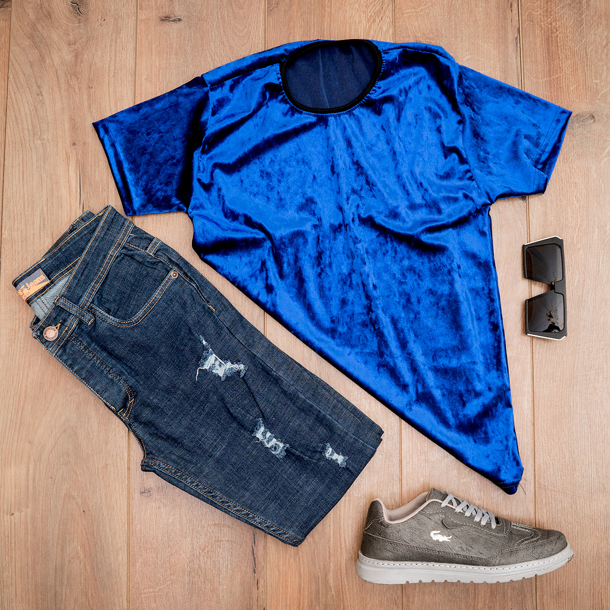 تیشرت مخمل آبی مردانه مدل kevin