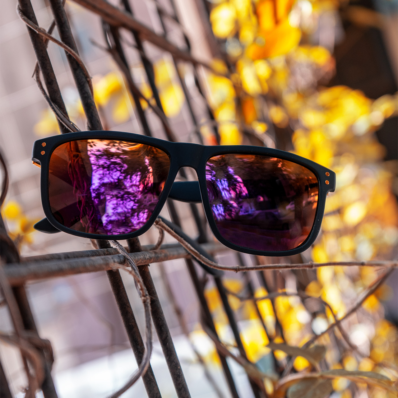 عینک آفتابی آینه ای بنفش مدل A70