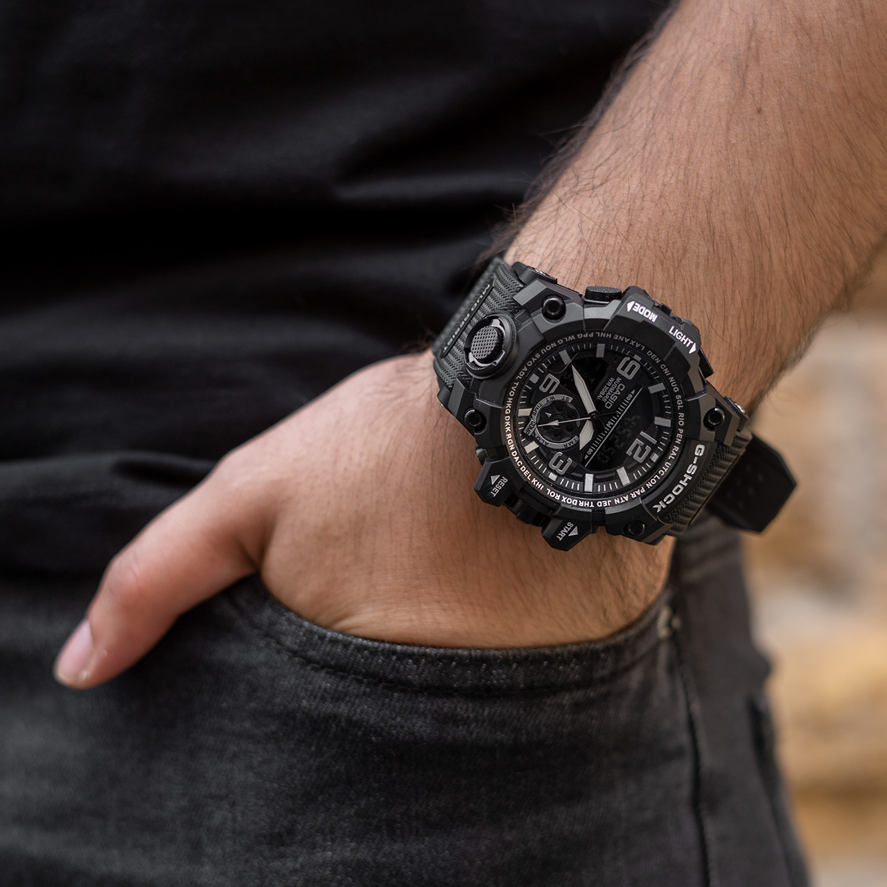 ساعت جی شاک مشکی سفیدمدل sp750