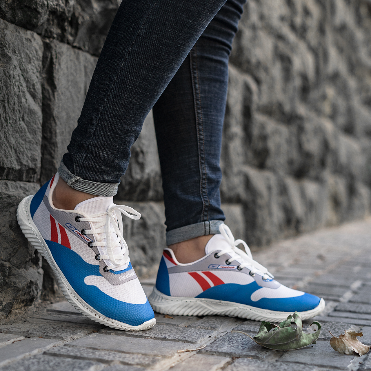 کفش ورزشی مردانه ریبوک آبی سفید مدل saman