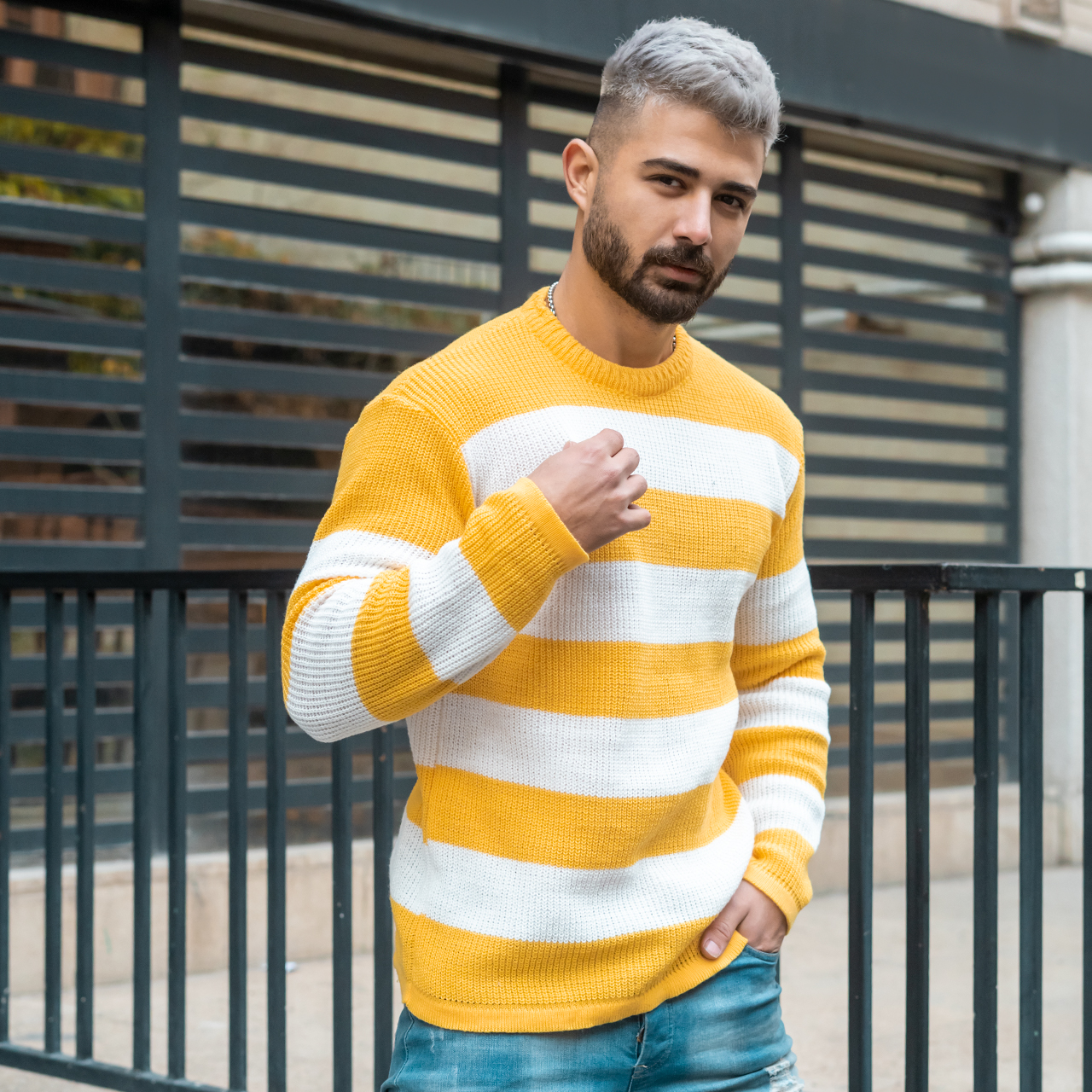 پلیور مردانه راه راه سفید زرد مدل Mahyad