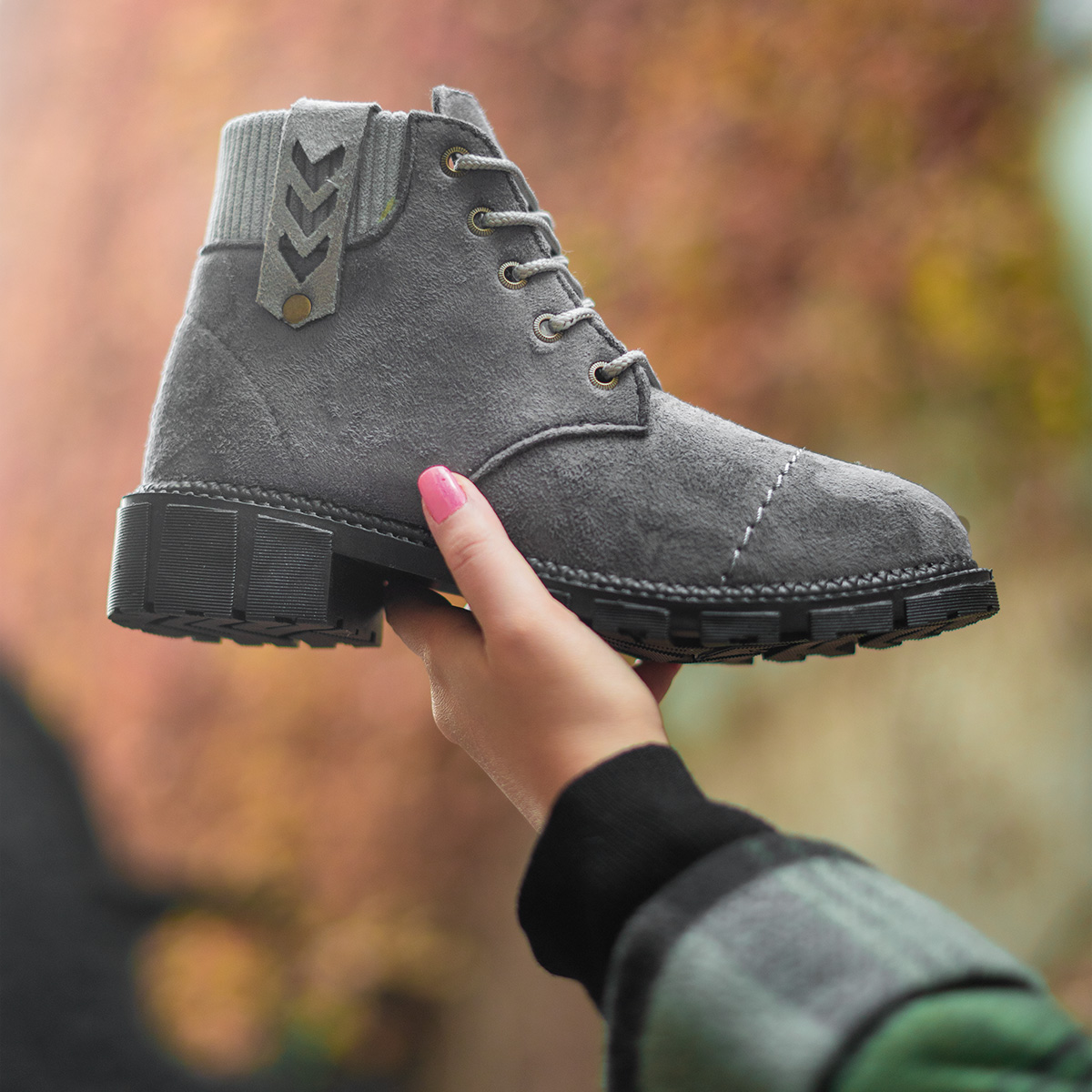 نیم بوت دخترانه طوسی مدل Nadia