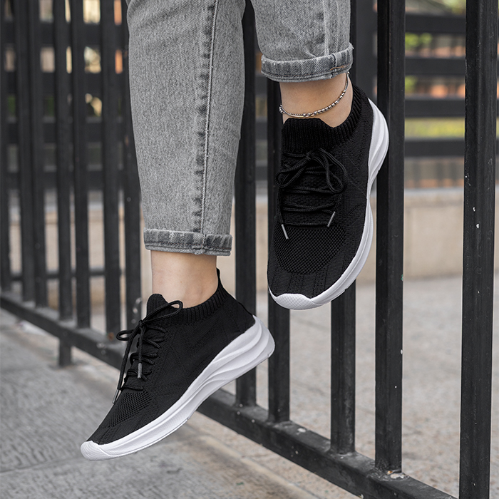 کفش ورزشی زنانه مشکی مدل Poopak