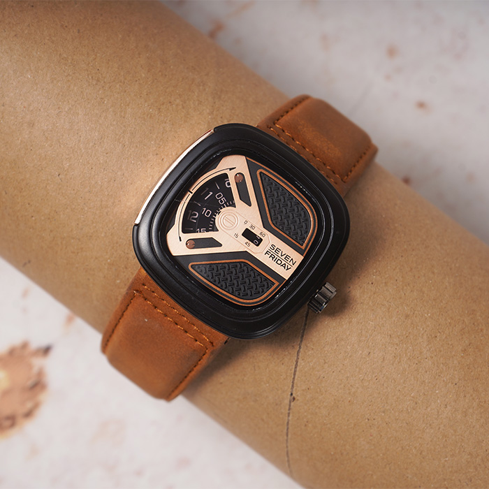 ساعت sevenfriday عسلی طلایی مدل richard