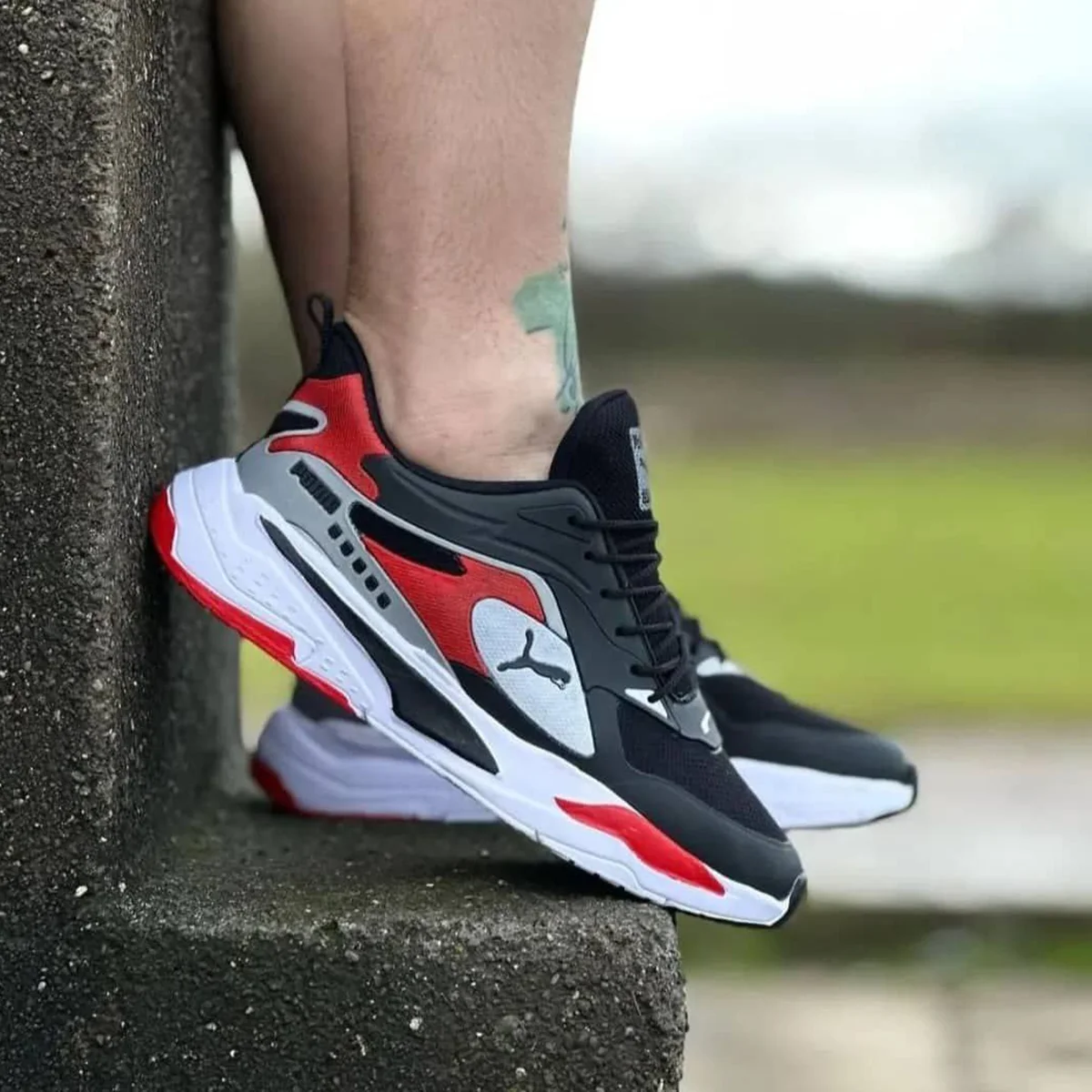 کفش ورزشی مردانه مشکی قرمز مدل Pumash