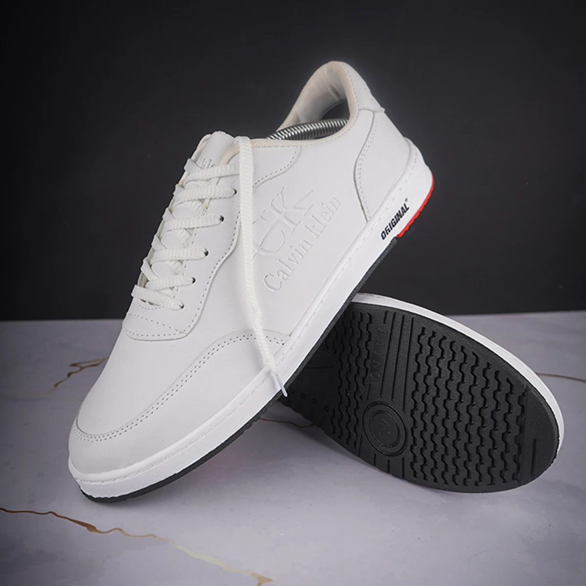 کفش تخت مردانه سفید مدل CALVIN KLEIN