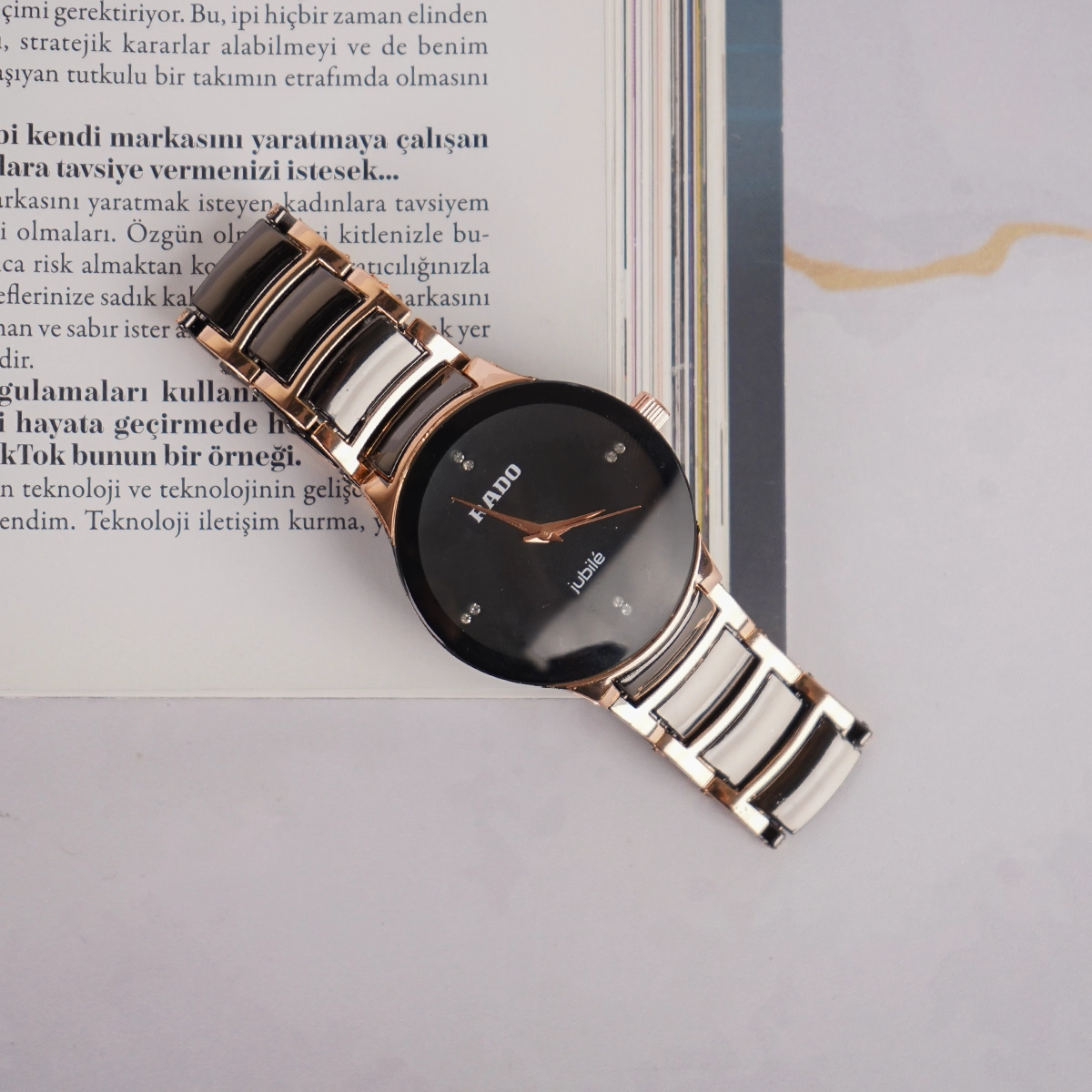 ساعت مچی مردانه مشکی رزگلد مدل Rado