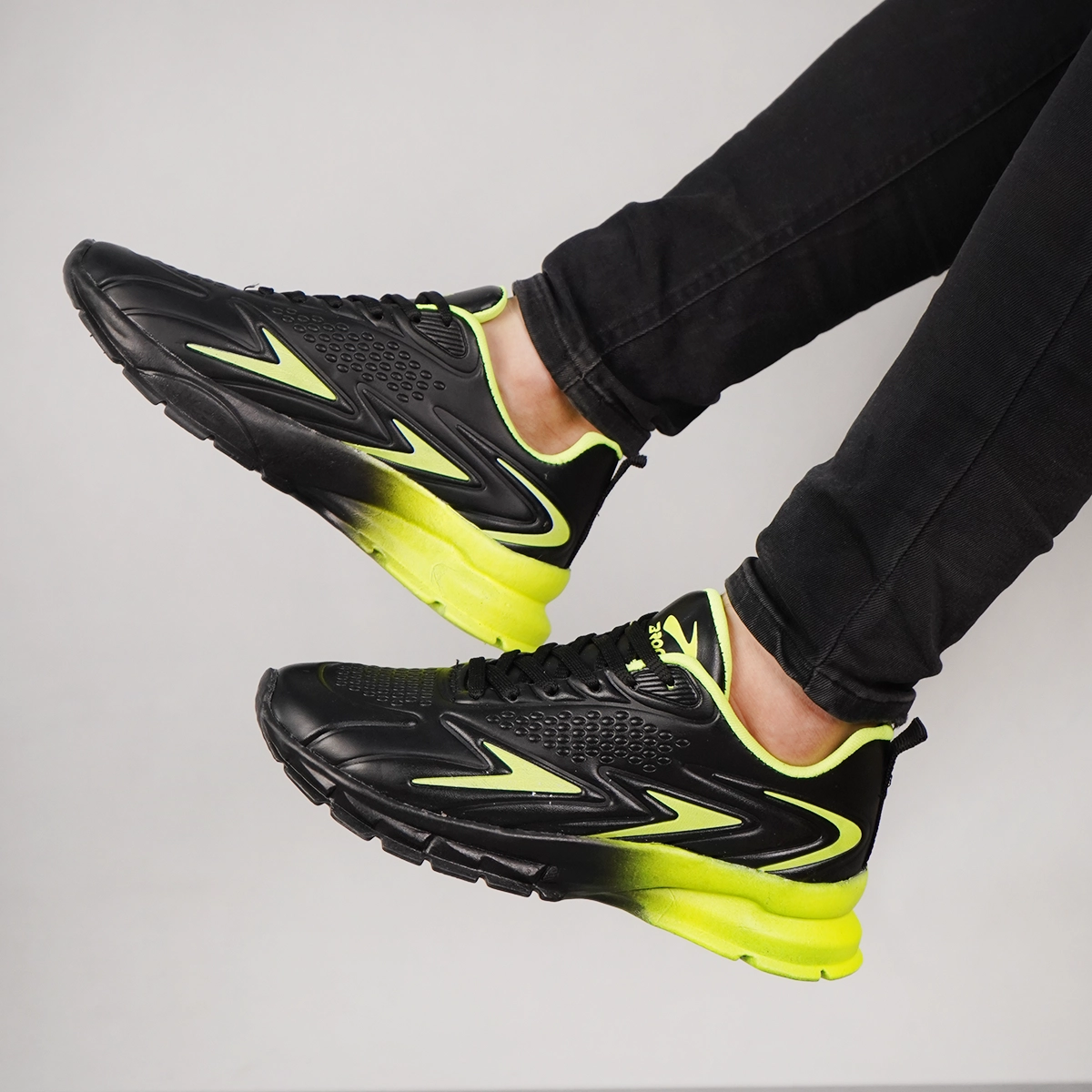 کفش ورزشی مردانه مشکی سبز مدل Marion