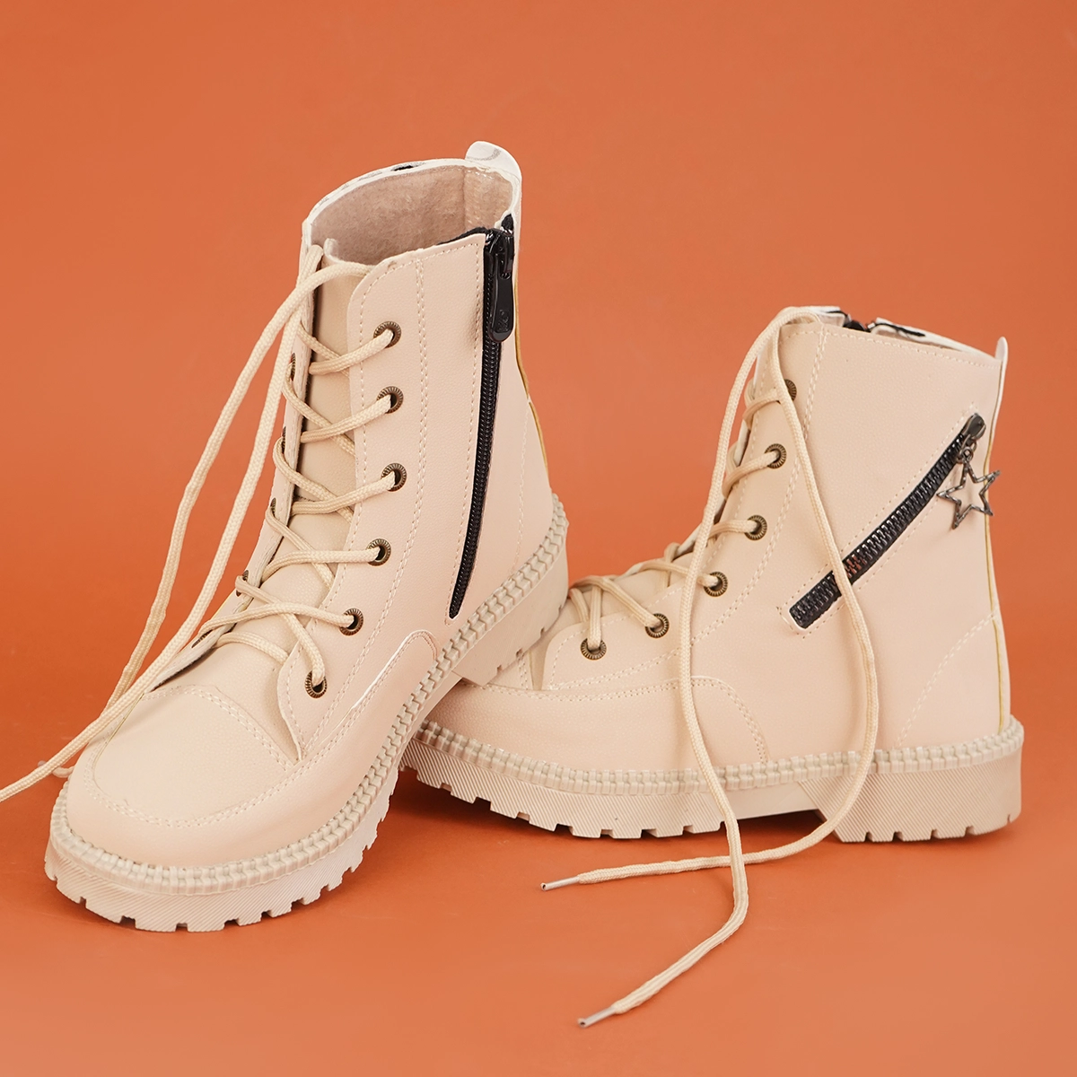 نیم بوت دخترانه کرم مدل shiva