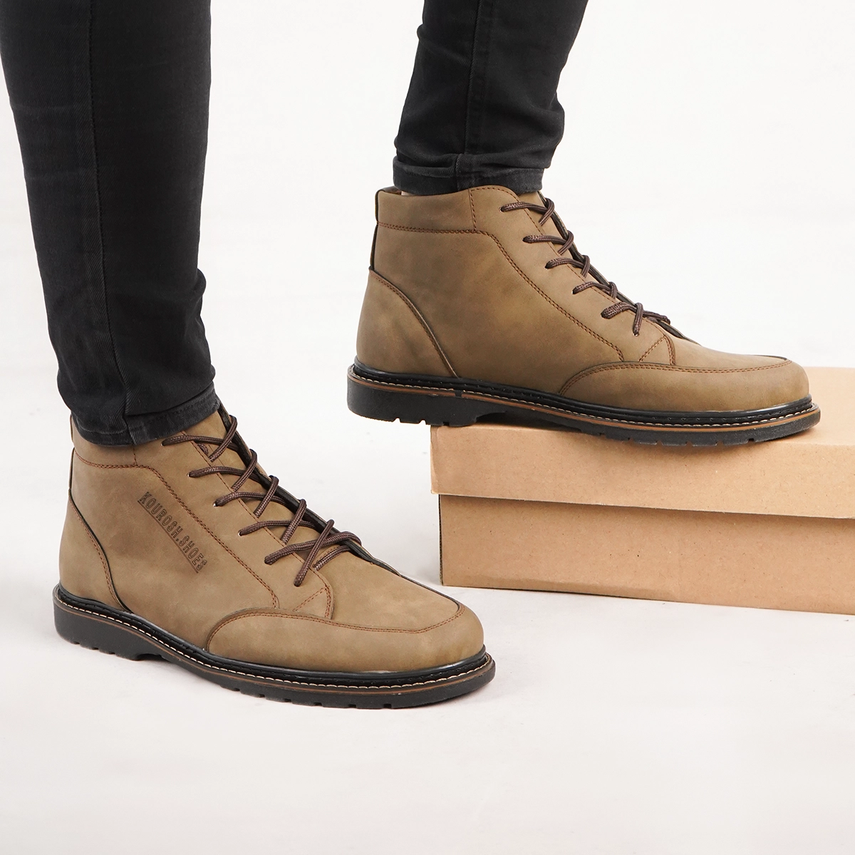 نیم بوت مردانه خاکی مدل Korush