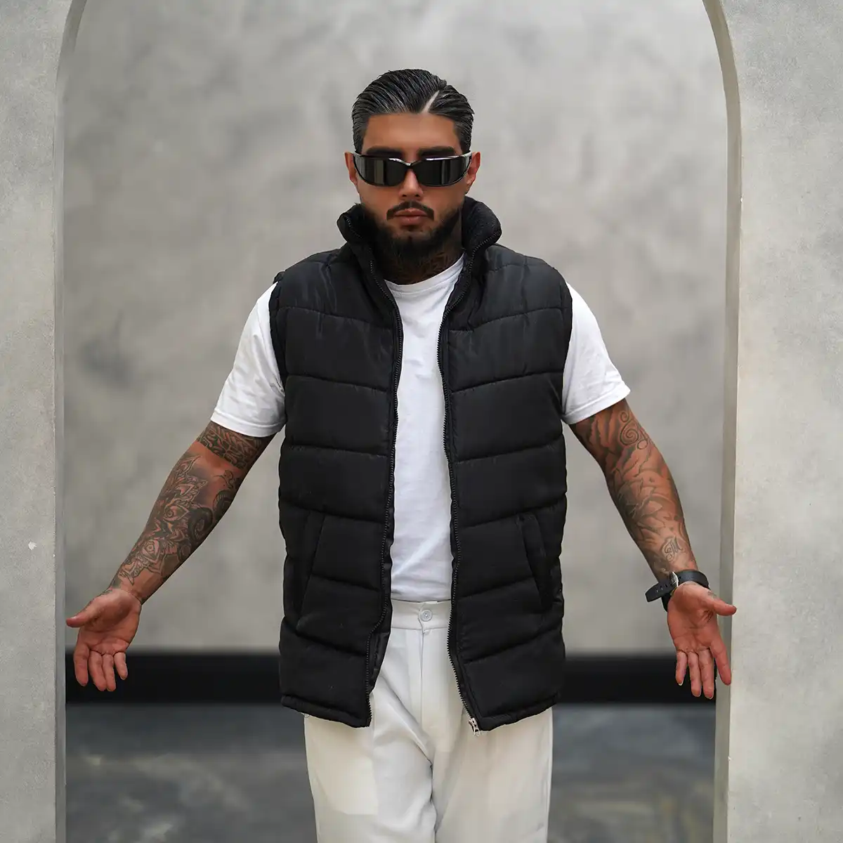 پکیج دورس سفید Atra و پافر مردانه Saniyar