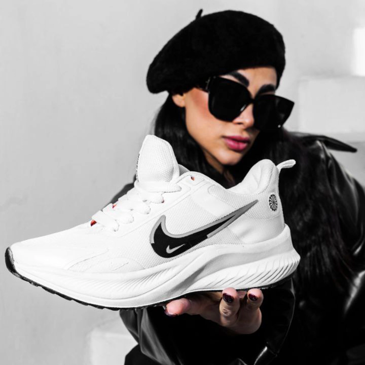 کفش ورزشی Nike زنانه سفید مدل Taban