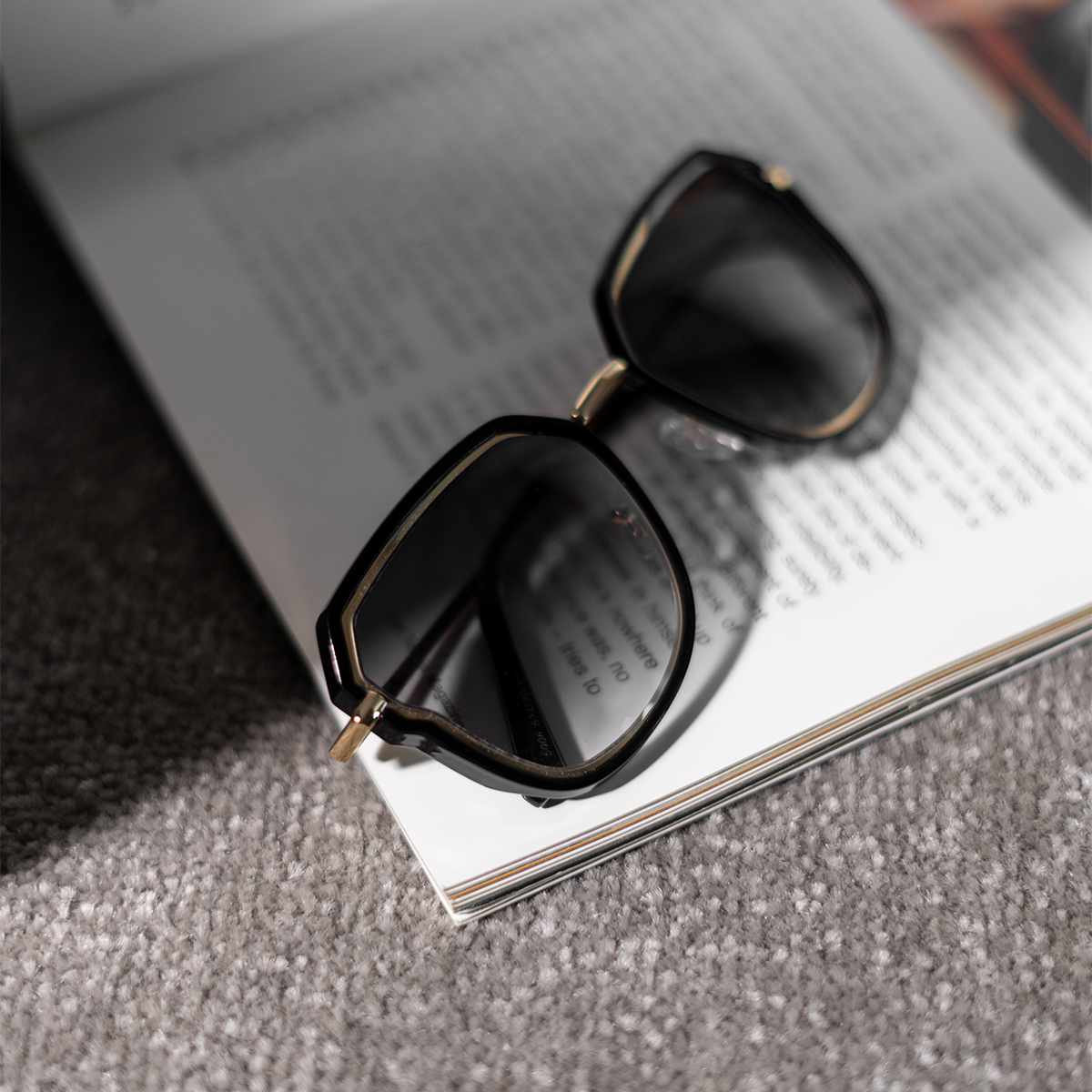 عینک آفتابی زنانه دودی Rooniya مدل Gita