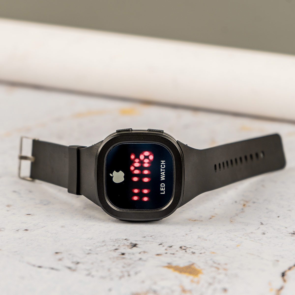 ساعت مچی دیجیتال مدل Apple