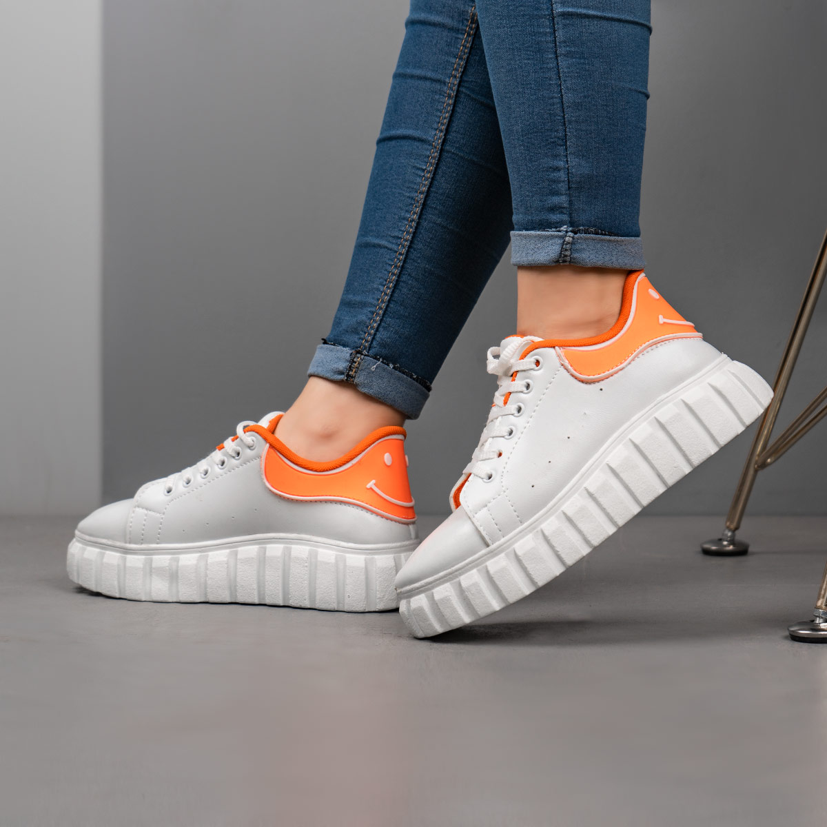 کفش ورزشیsmile زنانه سفید نارنجی مدل Aspin
